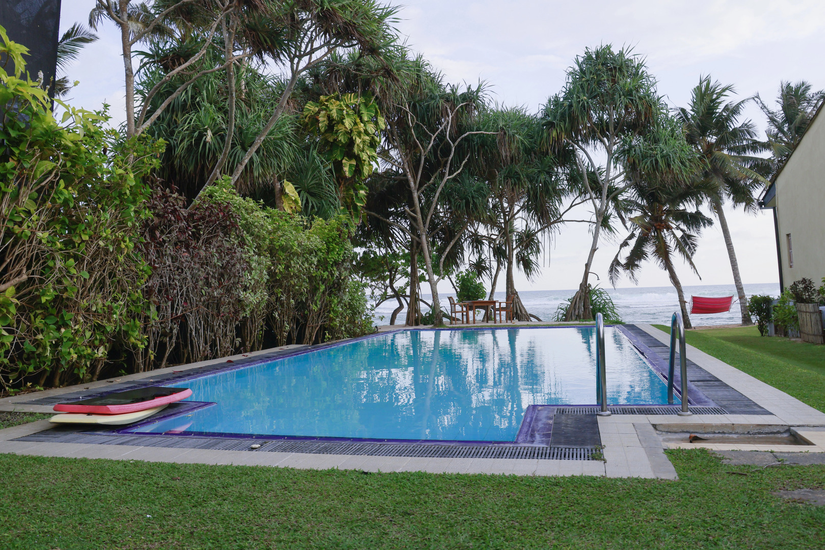 South Point Villa - 3 bedroom Beach Front Villa