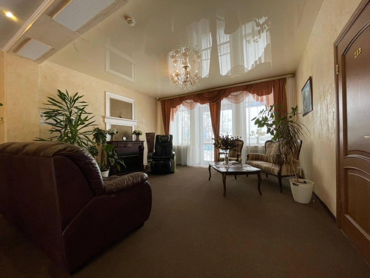 Гостиница Aeropolis