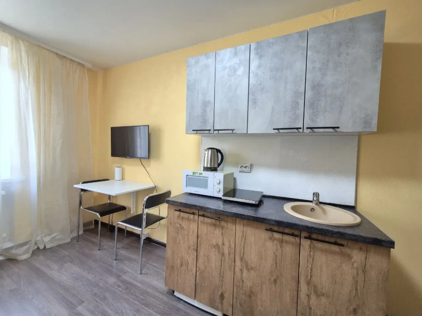 Апартаменты LovelyHome39 студия 1 на Аллее Смелых