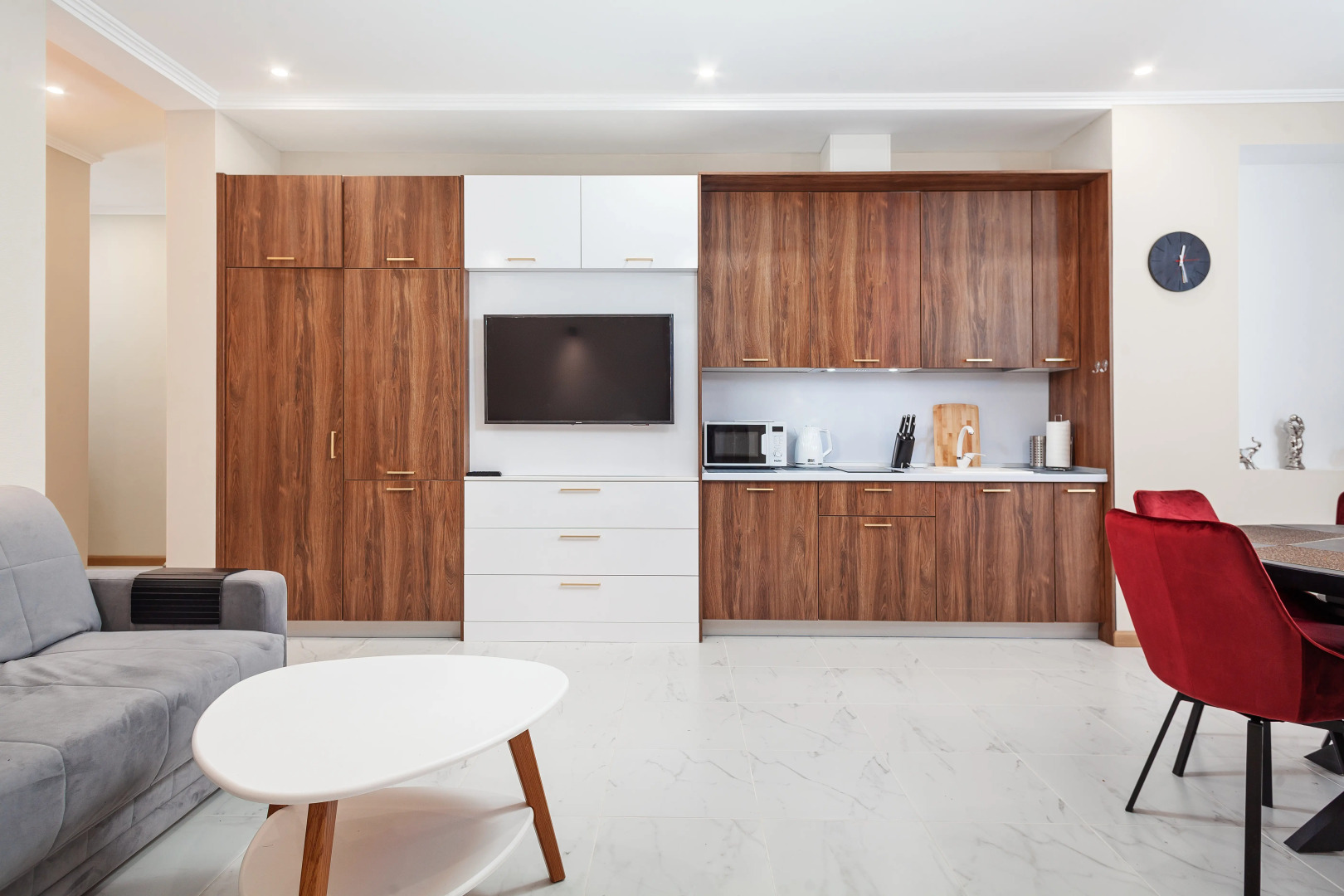 Апартаменты для Большой Семьи с Тремя Балконами