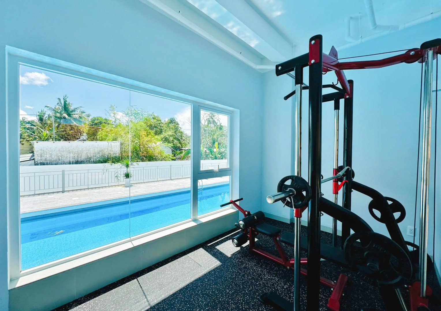 Отель The Up Phu Quoc