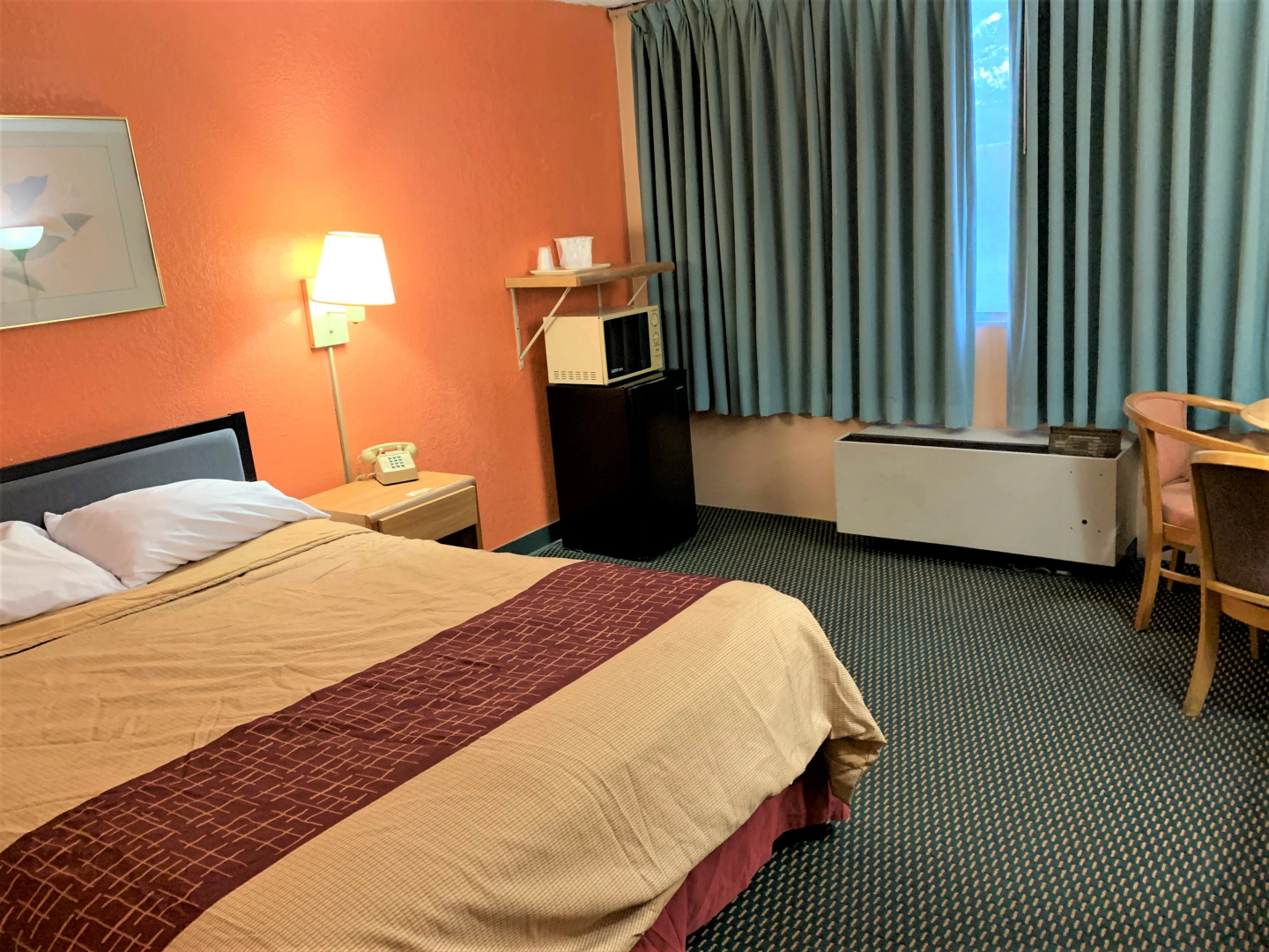 Отель Red carpet Inn & Suites
