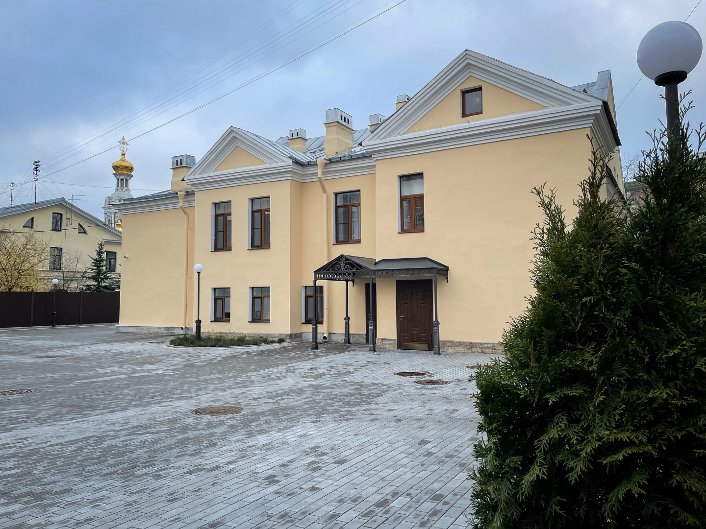 Дом паломника у Блаженной Ксении