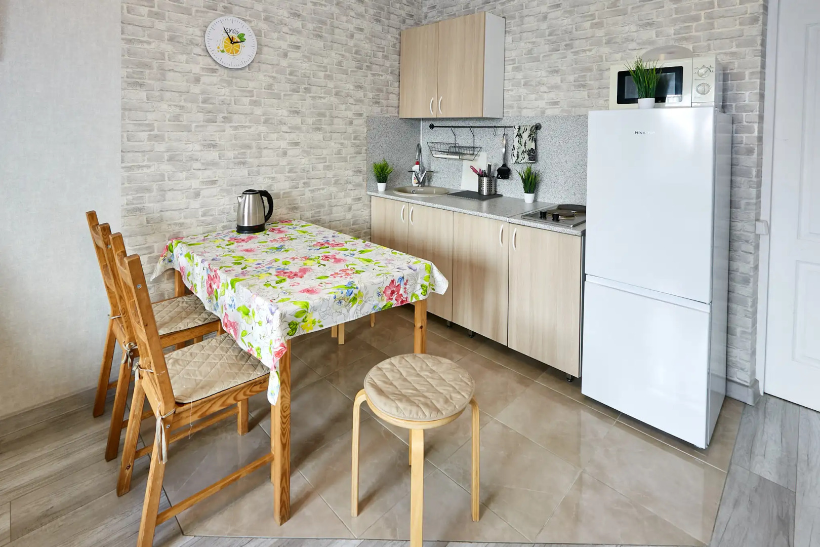 Квартира с балконом на Котлярова