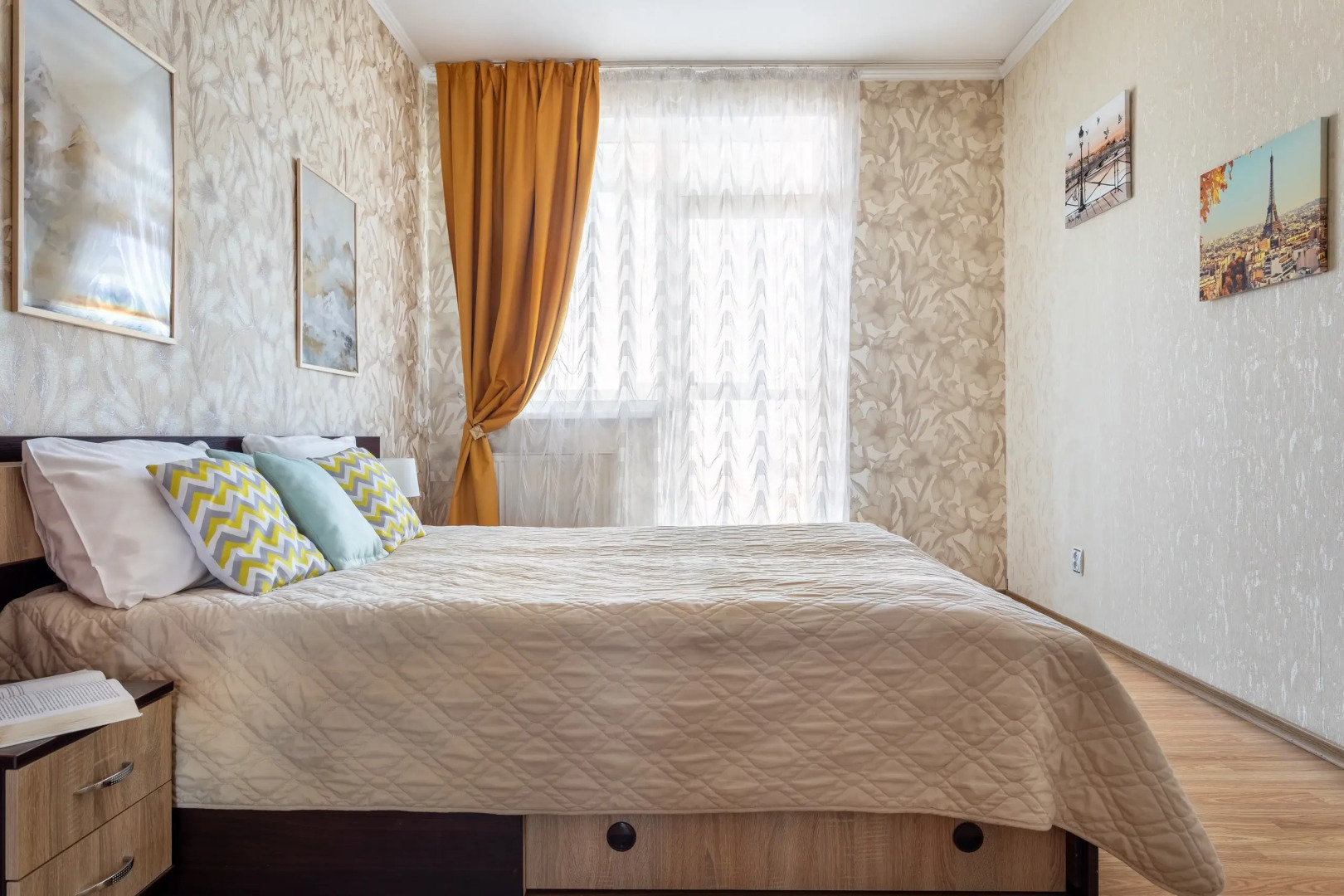 Апартаменты Эпроновская 1