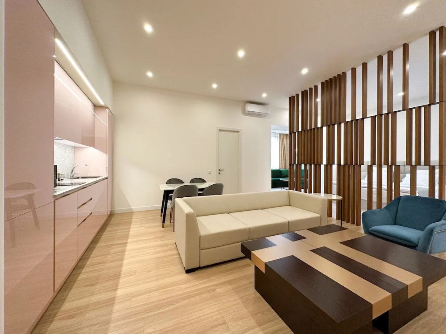 RIS Opera Apartments Yerevan