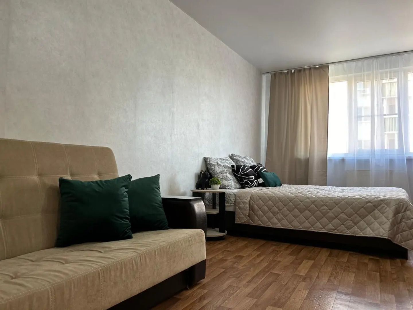 Апартаменты на Солнечной Yana Apart