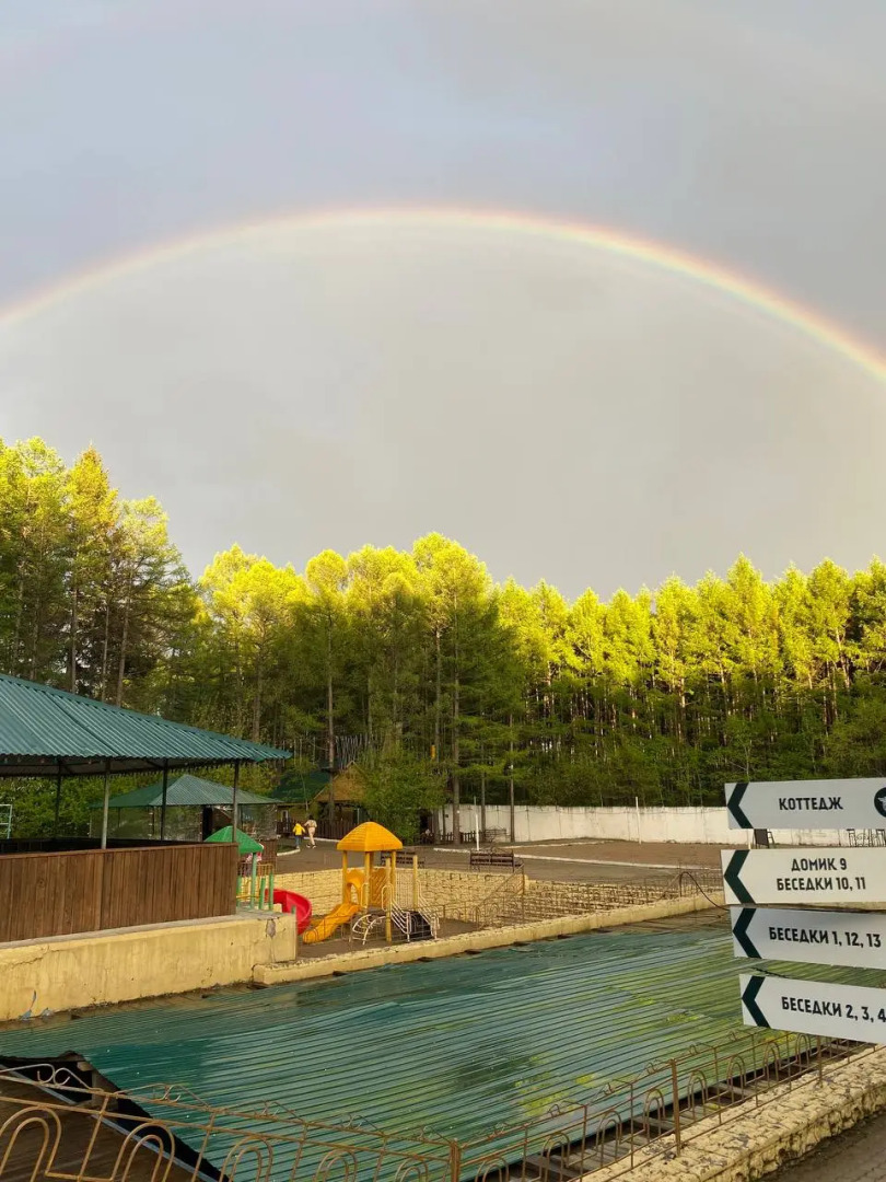 Отель Золотой Дракон