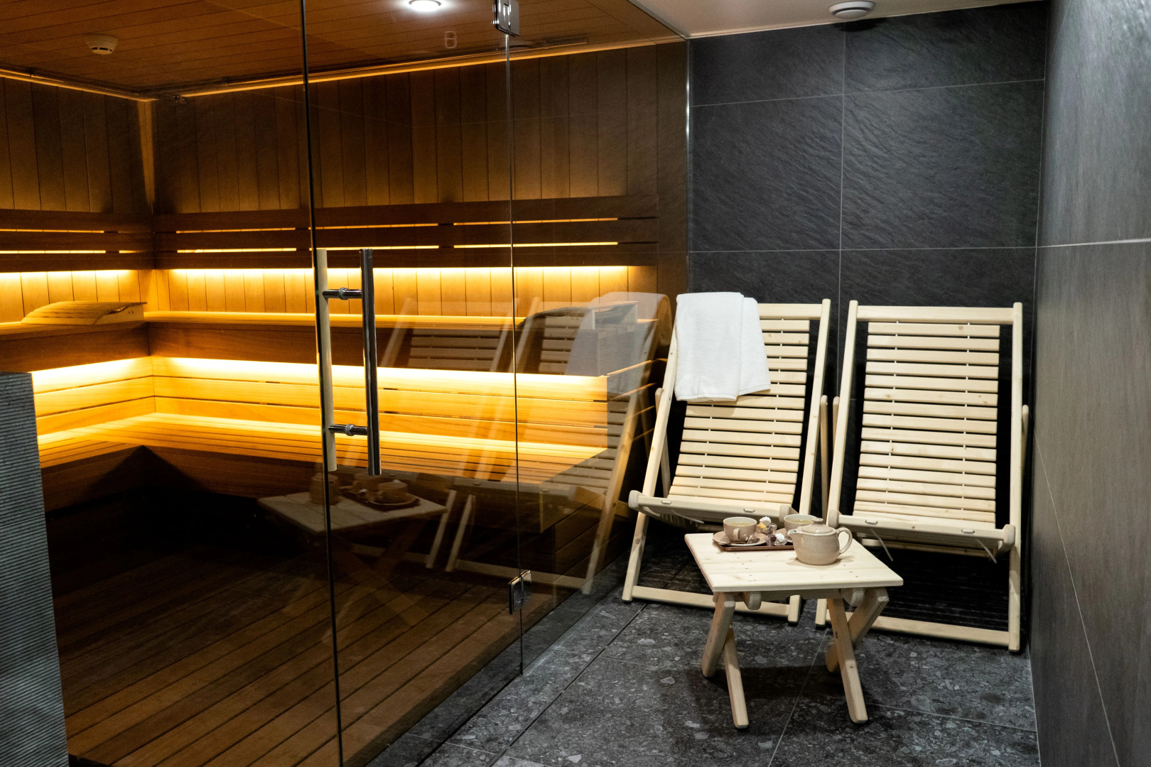 Crown Hotel St. Petersburg