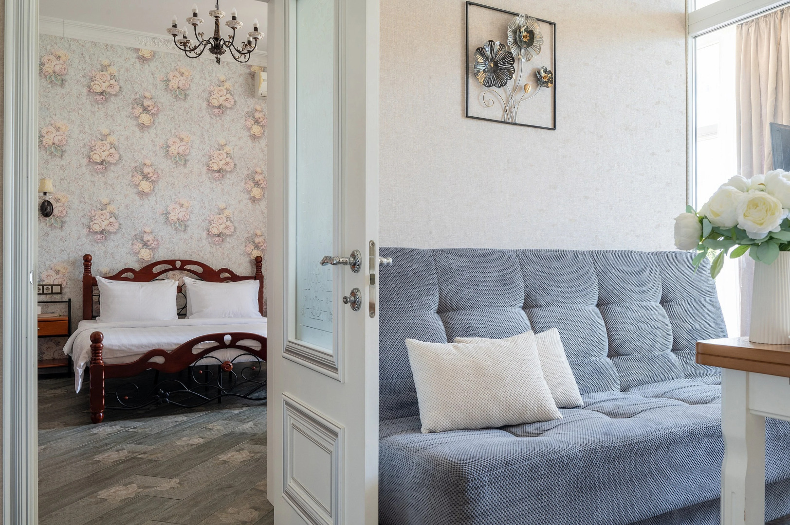 Апартаменты Red apartments Екатерининский Квартал Афродита