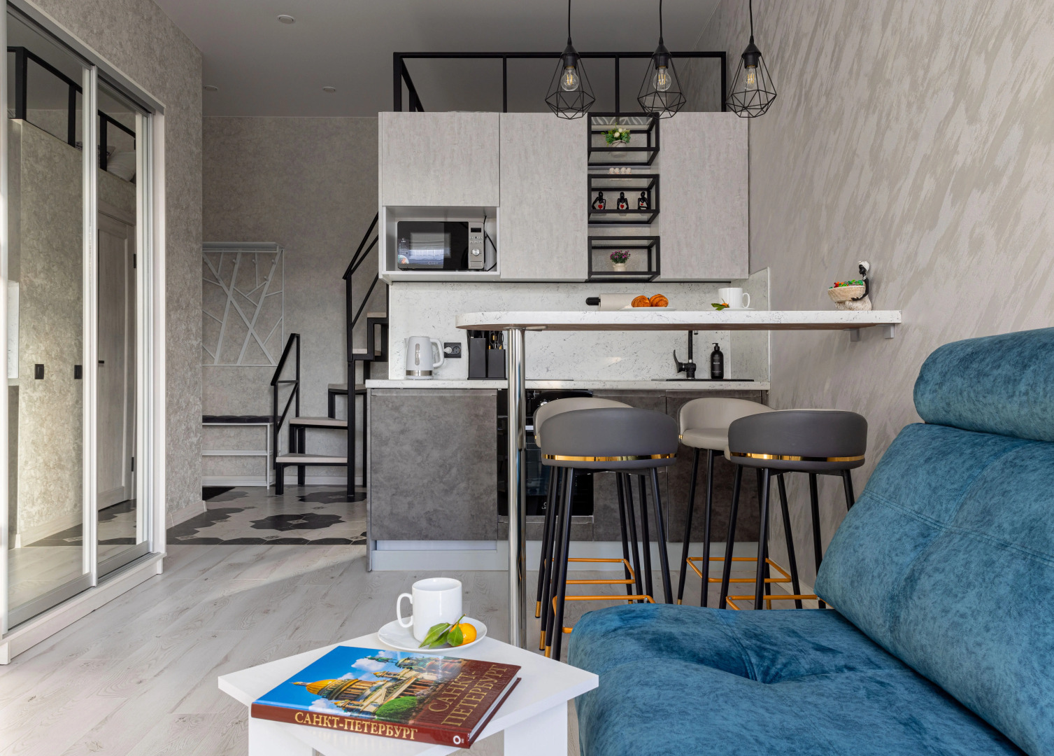 Квартира Дизайнерская Grey Room у Невского проспекта