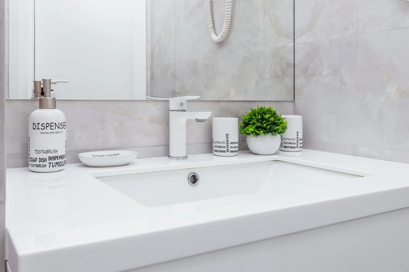 Квартира с Видом на Море с Отдельной Спальней