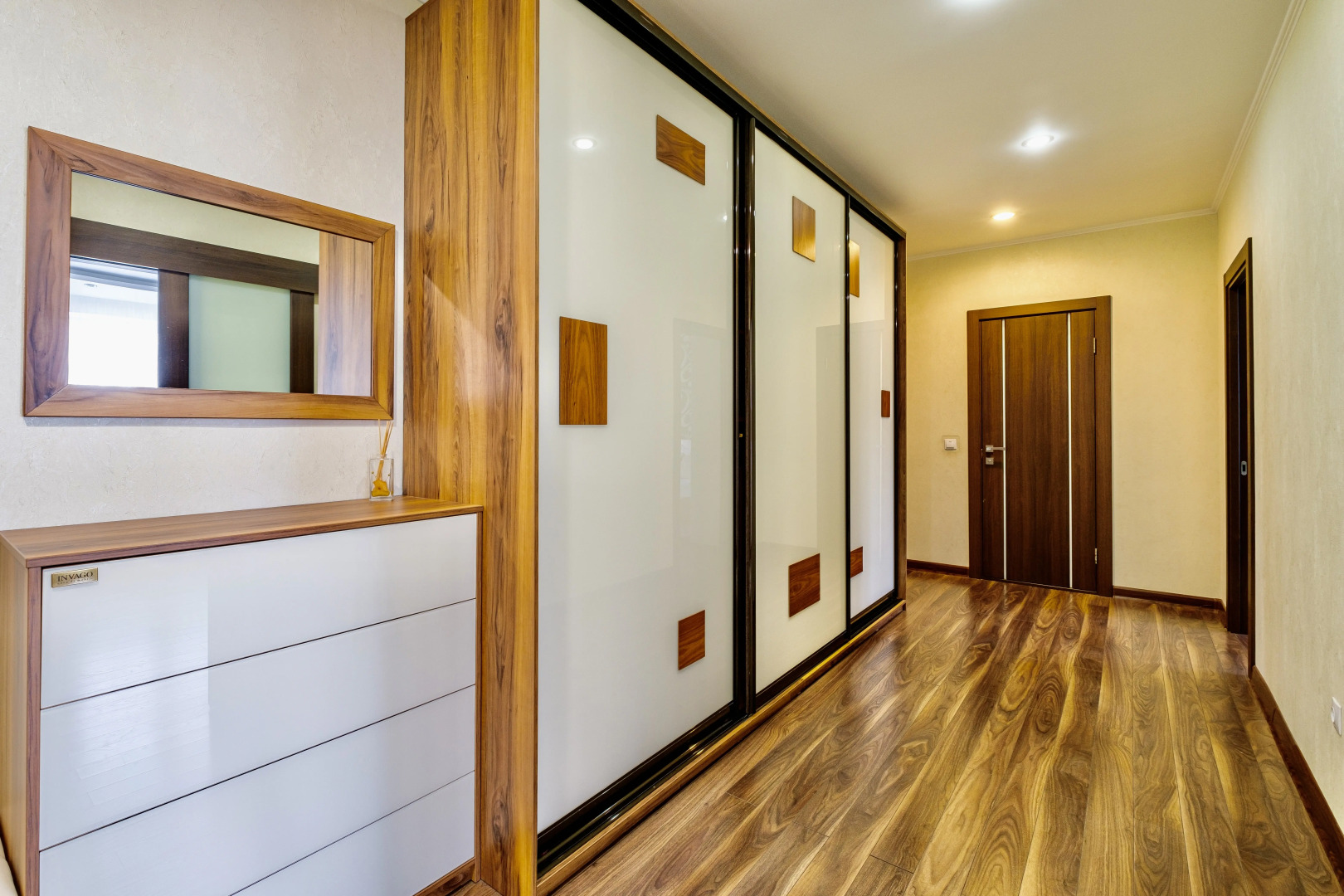 Апартаменты SUNVILLES Новые семейные в центре