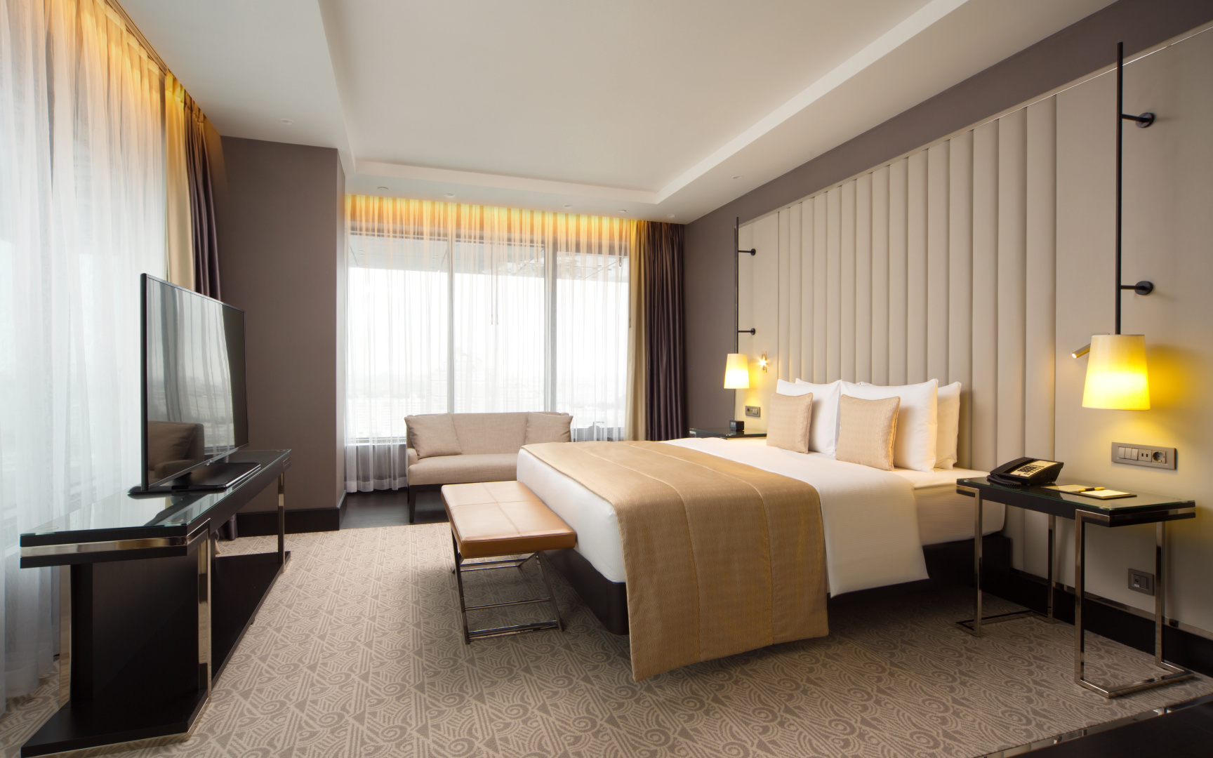 Отель DoubleTree by Hilton Minsk