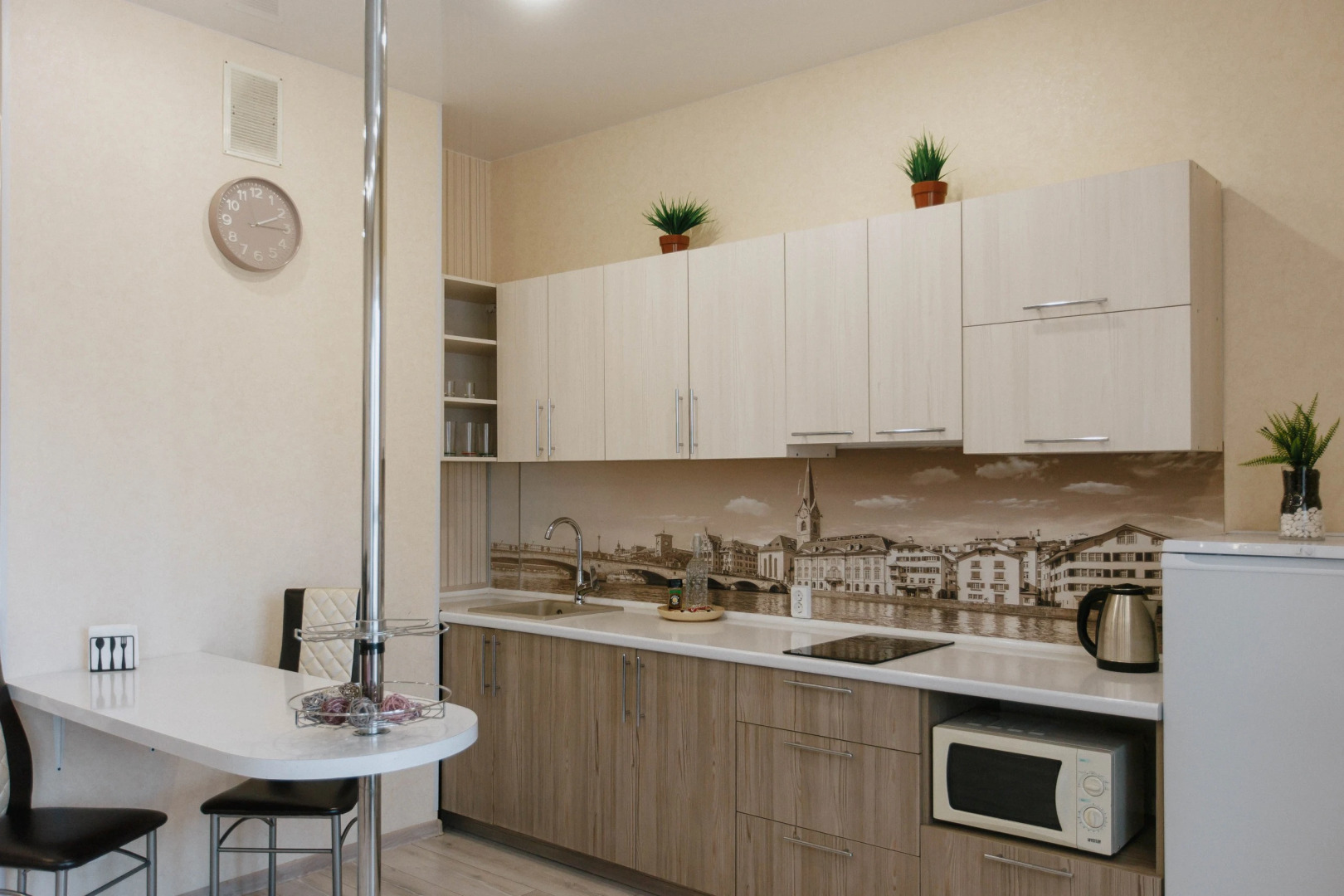 Квартира студии Be Home на Мадьяр