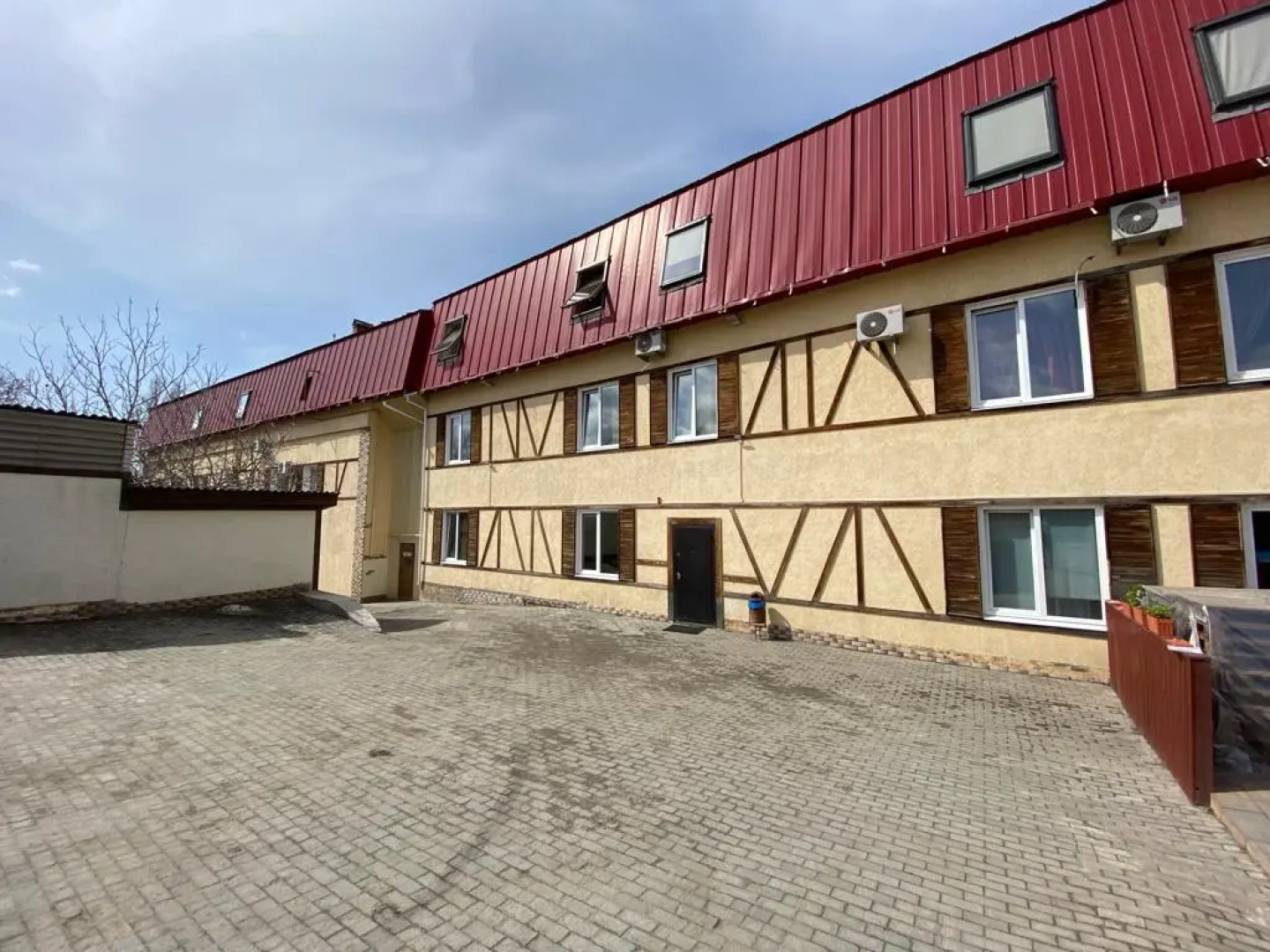 Отель Империал