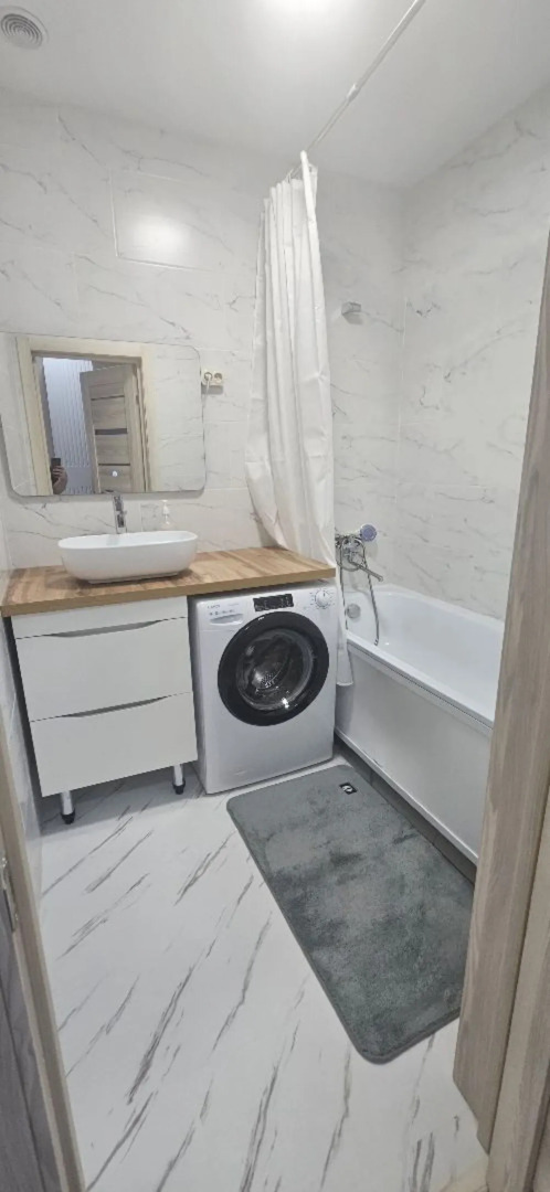 Апартаменты Вместительные Двухкомнатные  №3 для Проживания от 1 до 6 Человек