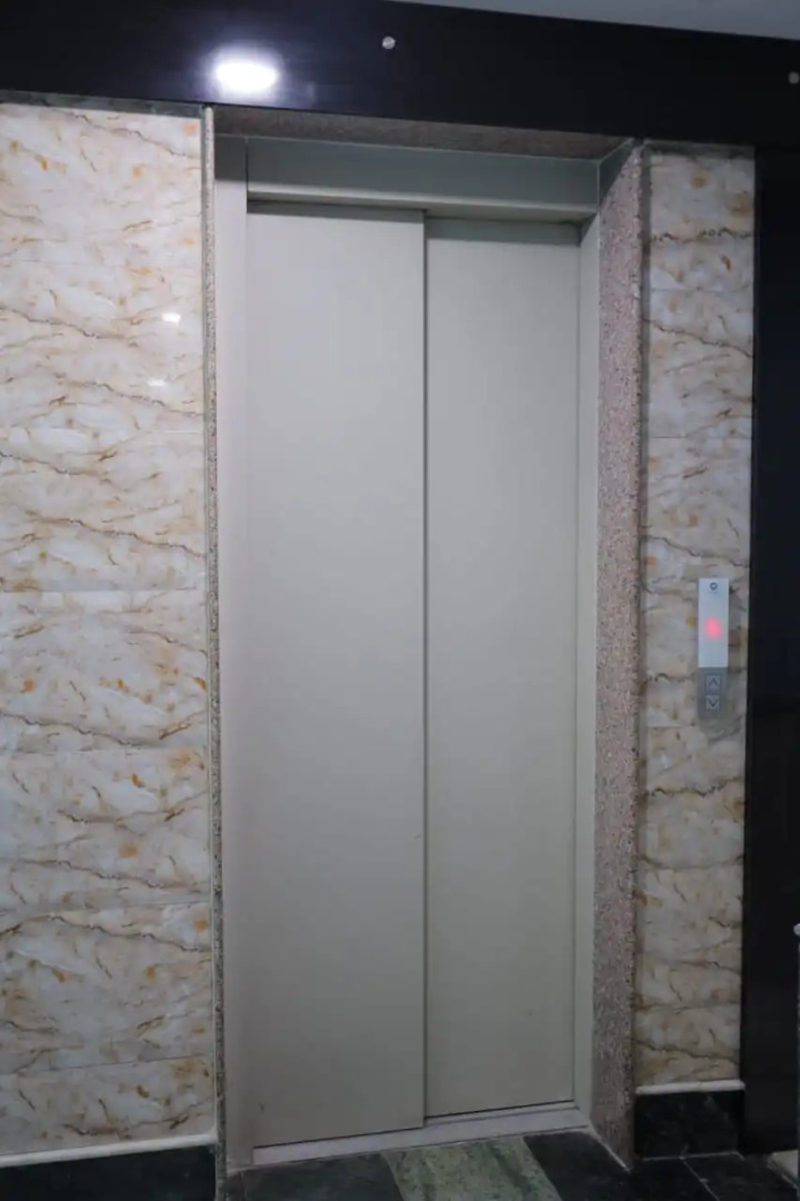 Отель The Avenue Ballygunge