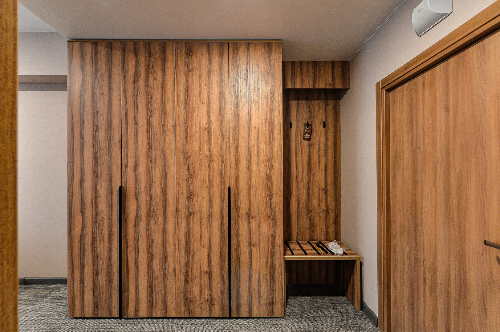 Отель Бизнес Отель ЯР