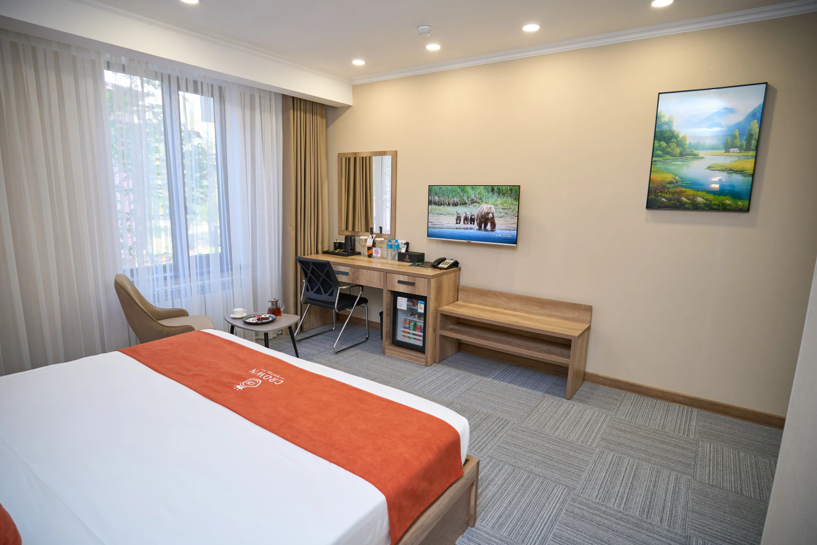 Отель Crown Hotel Bishkek