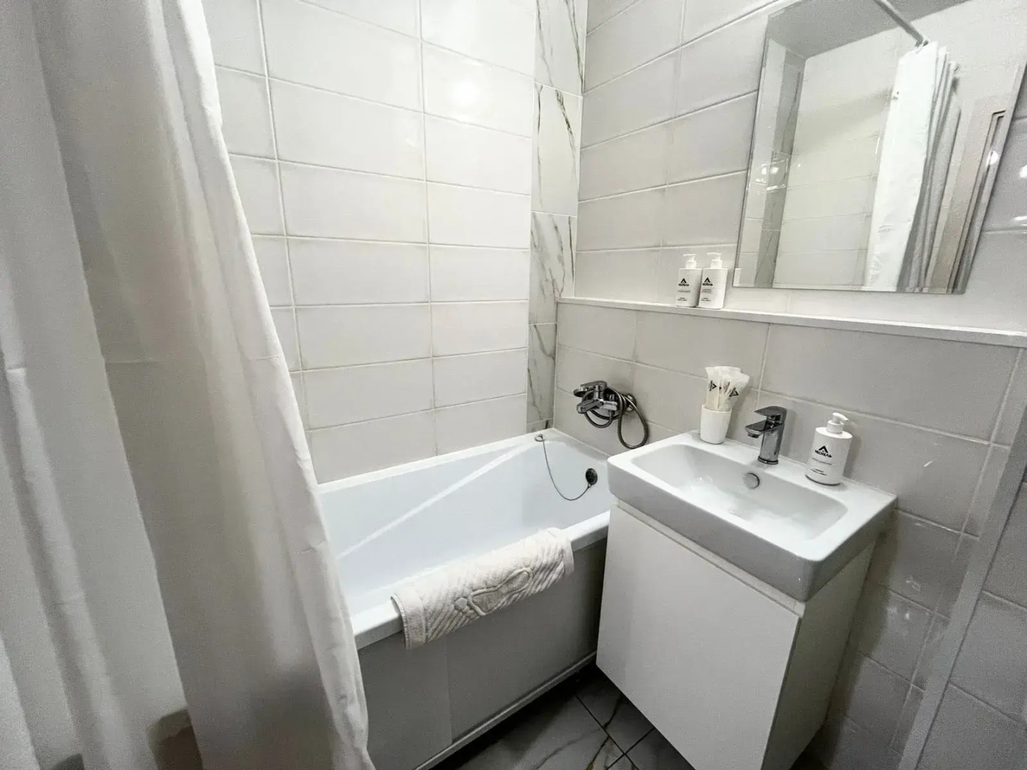 Квартира  Неотель рядом с Московским проспектом, трассой М4, ОКБ