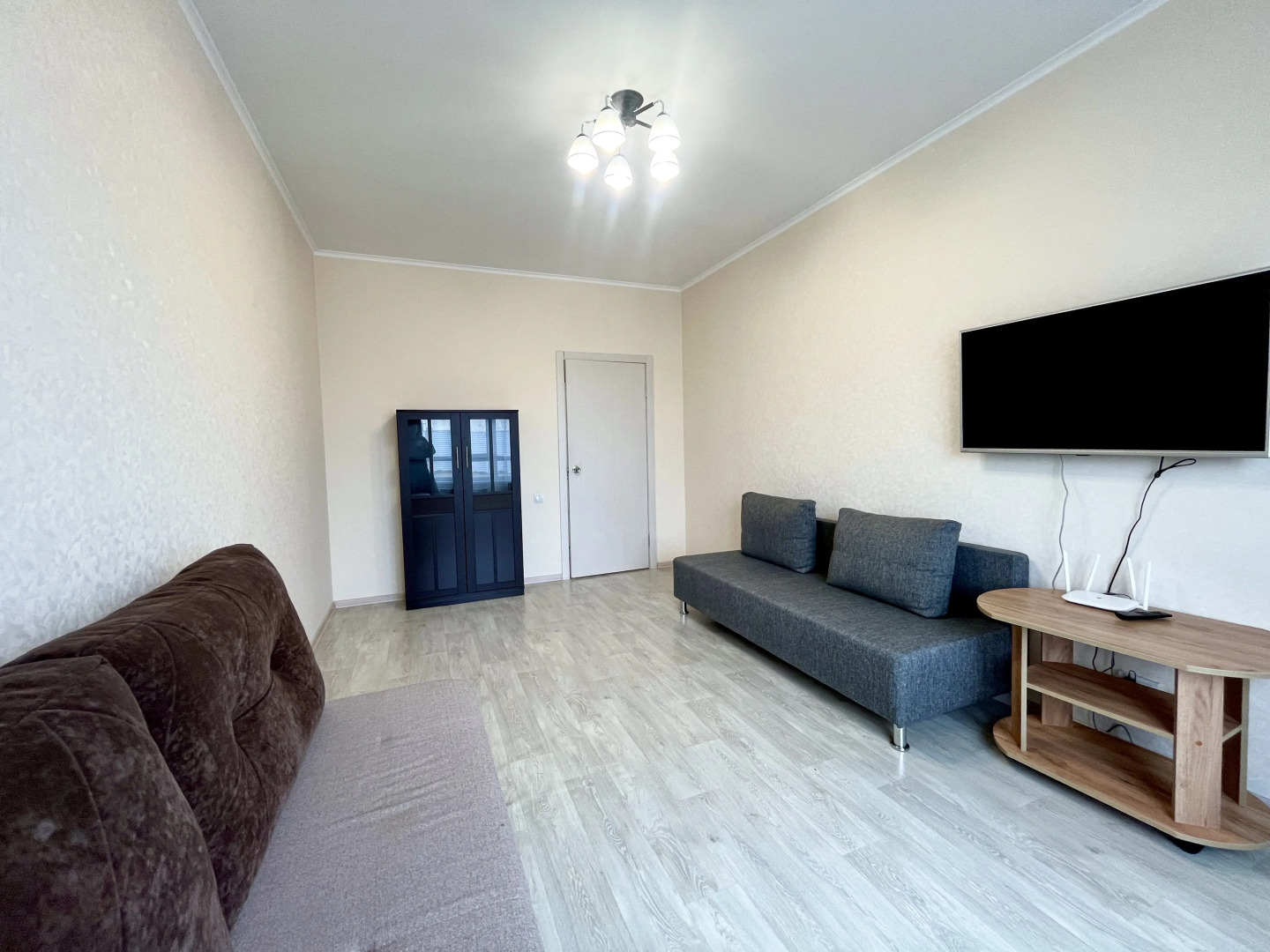 Апартаменты Unique Apart Бавария рядом с ЖК Томь, ГЦС Кузбасс,  Областным судом и Теннисным центром на Баварской 6/1