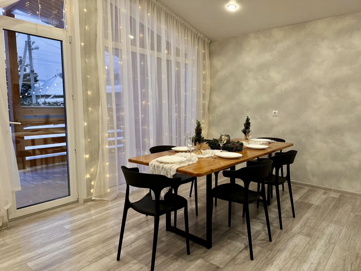 Частный дом современный в стиле барнхаус — 15 минут от города