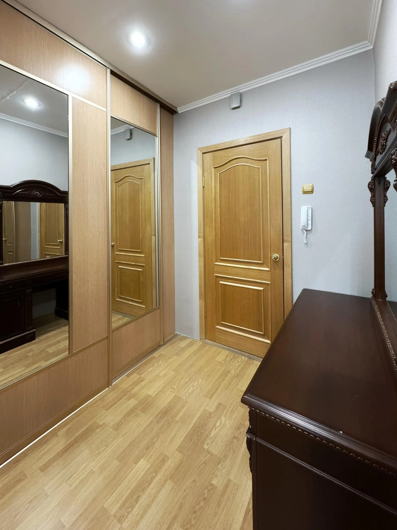 Квартира Двухкомнатная квартира в центре города