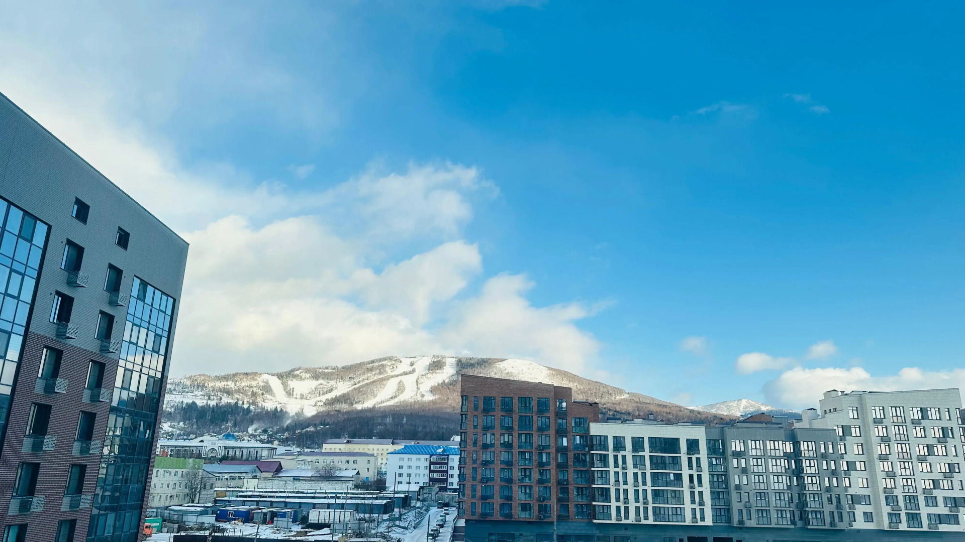 Квартира Студия с видом на горы