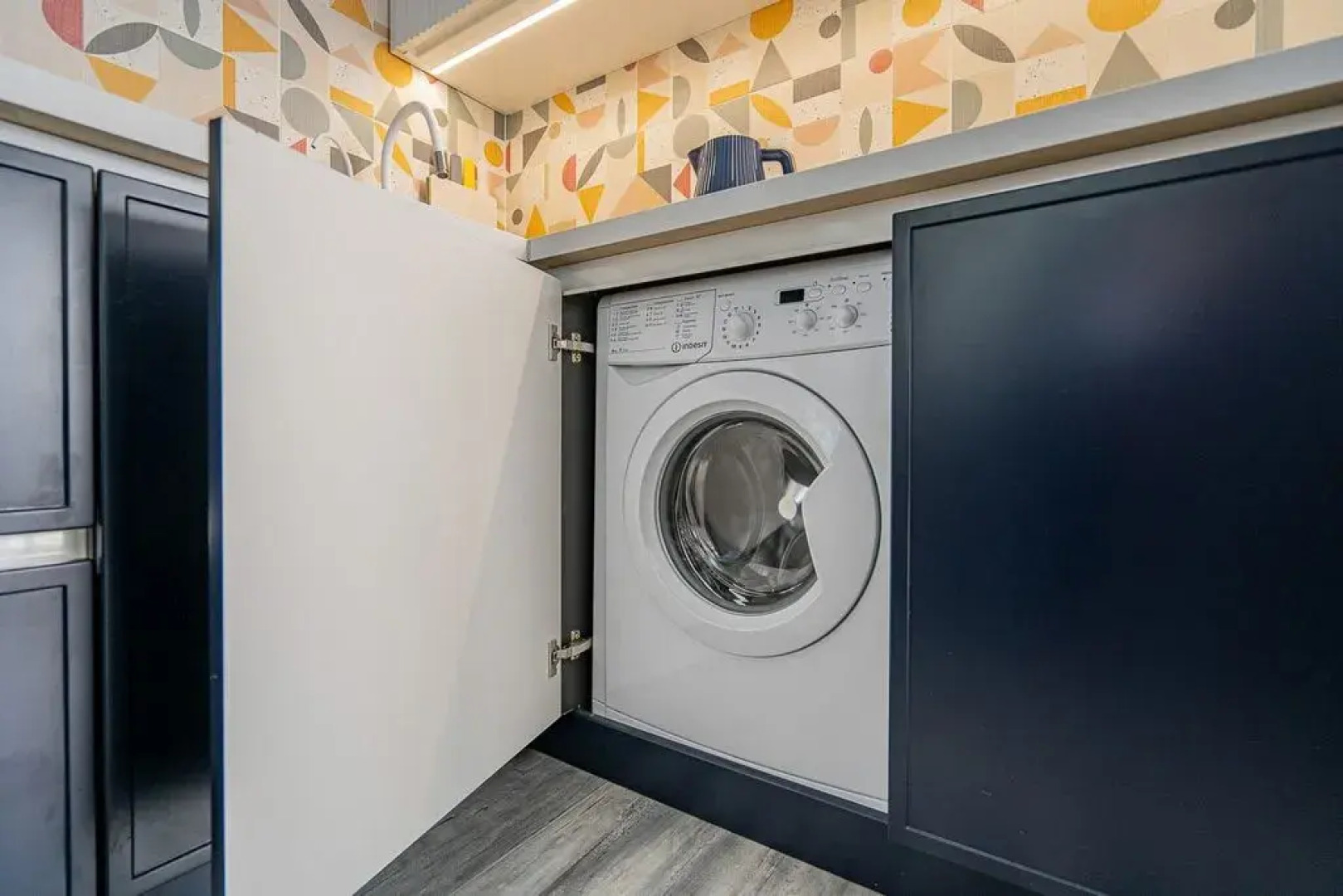 Квартира Чудесная студия рядом с Комаровским рынком