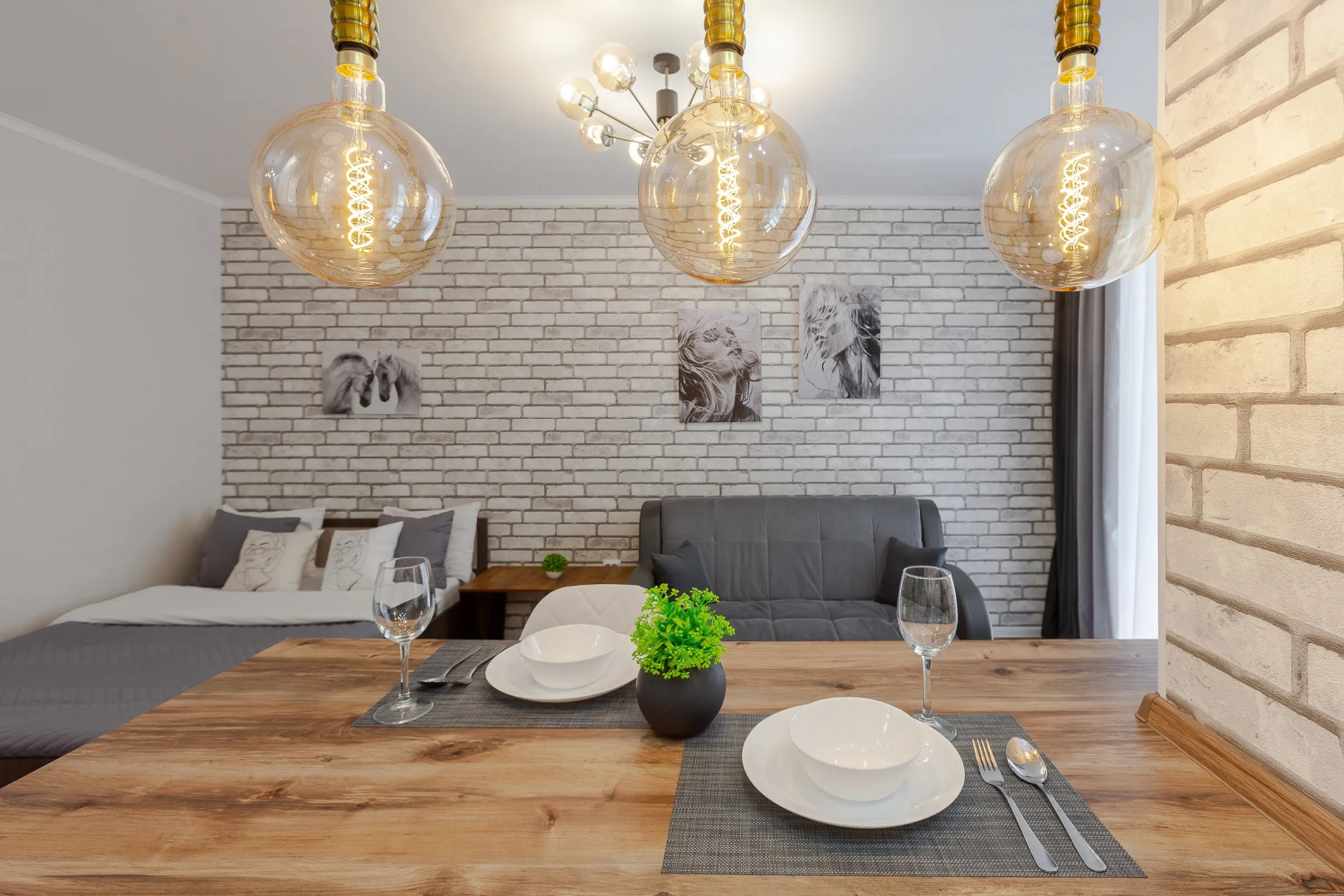 Апартаменты RentPlaza Лофт