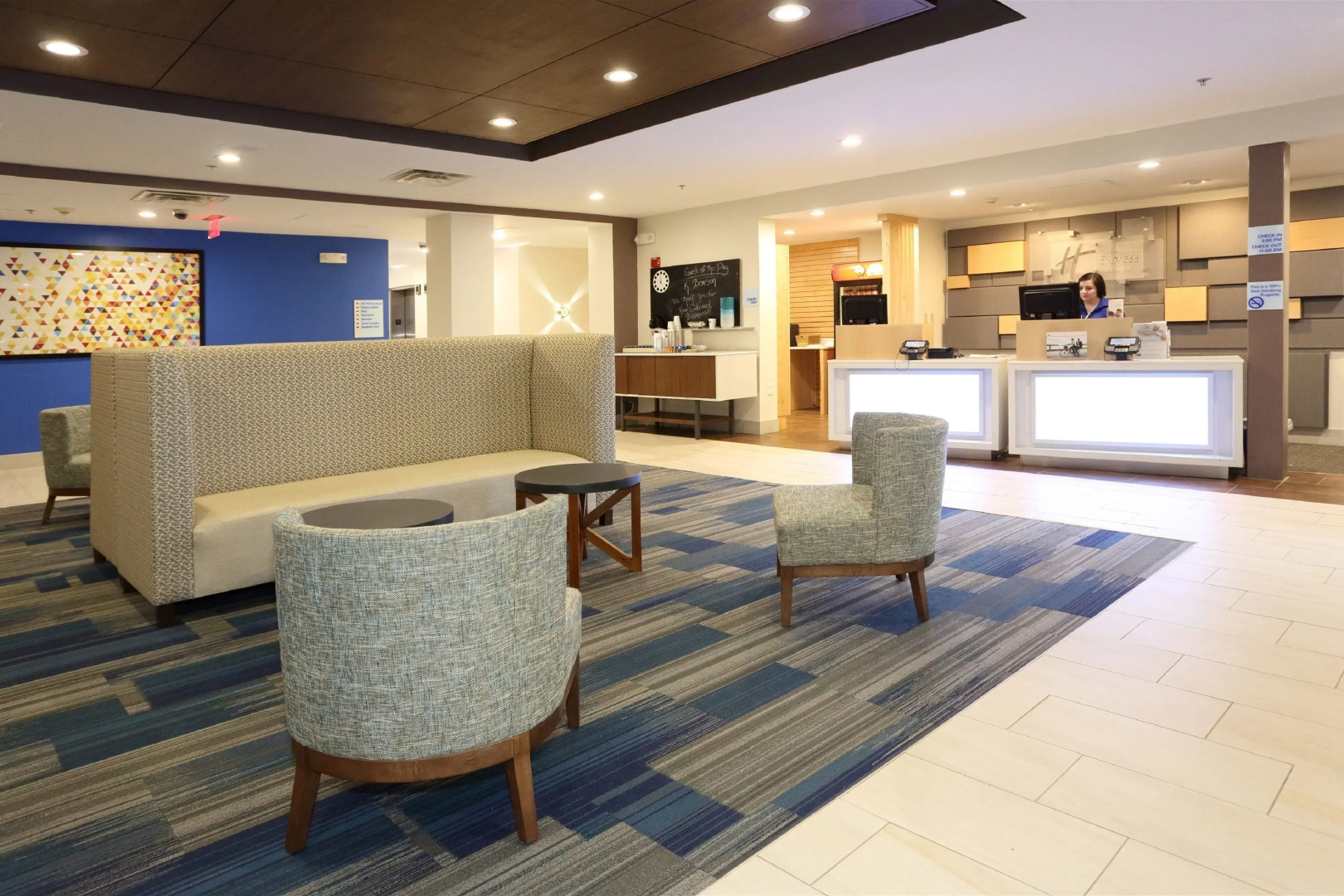 Holiday Inn Express & Suites Newport News by IHG