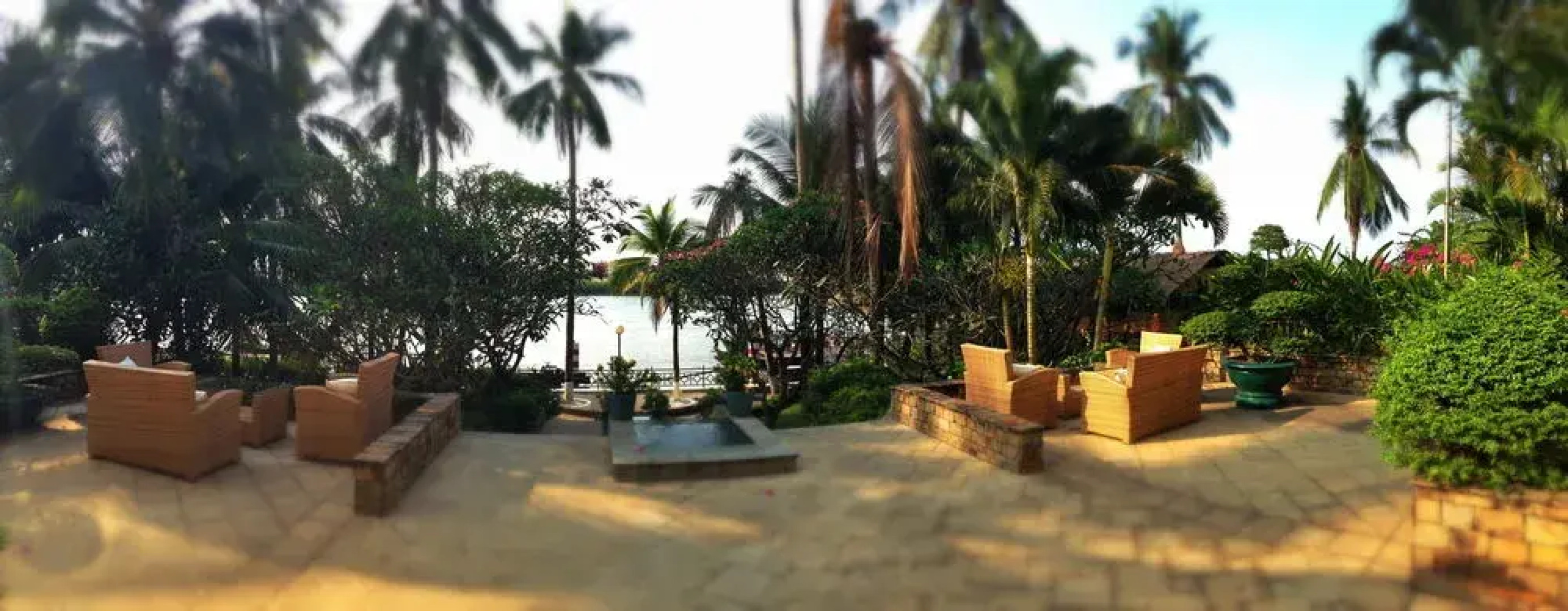 Апарт-Отель Saigon Domaine Luxury Residences