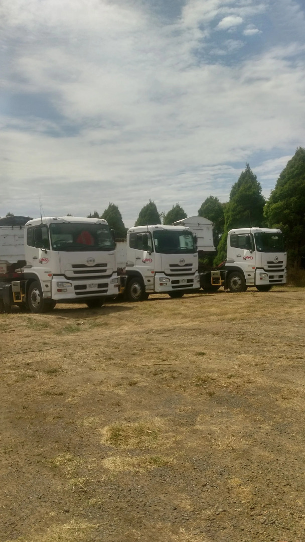 Ebony Quill Cottages