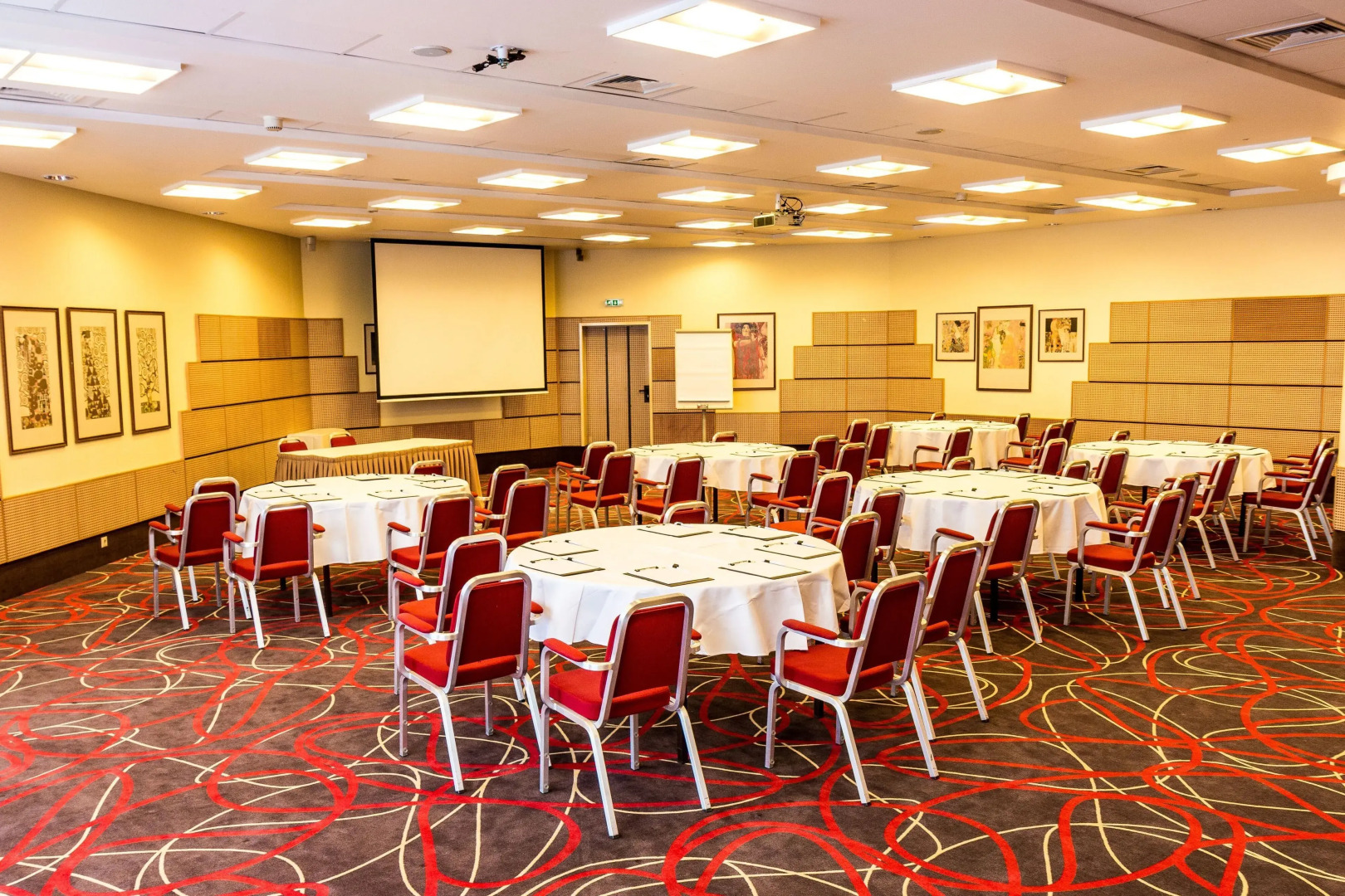 Holiday Inn Budapest-Budaörs by IHG