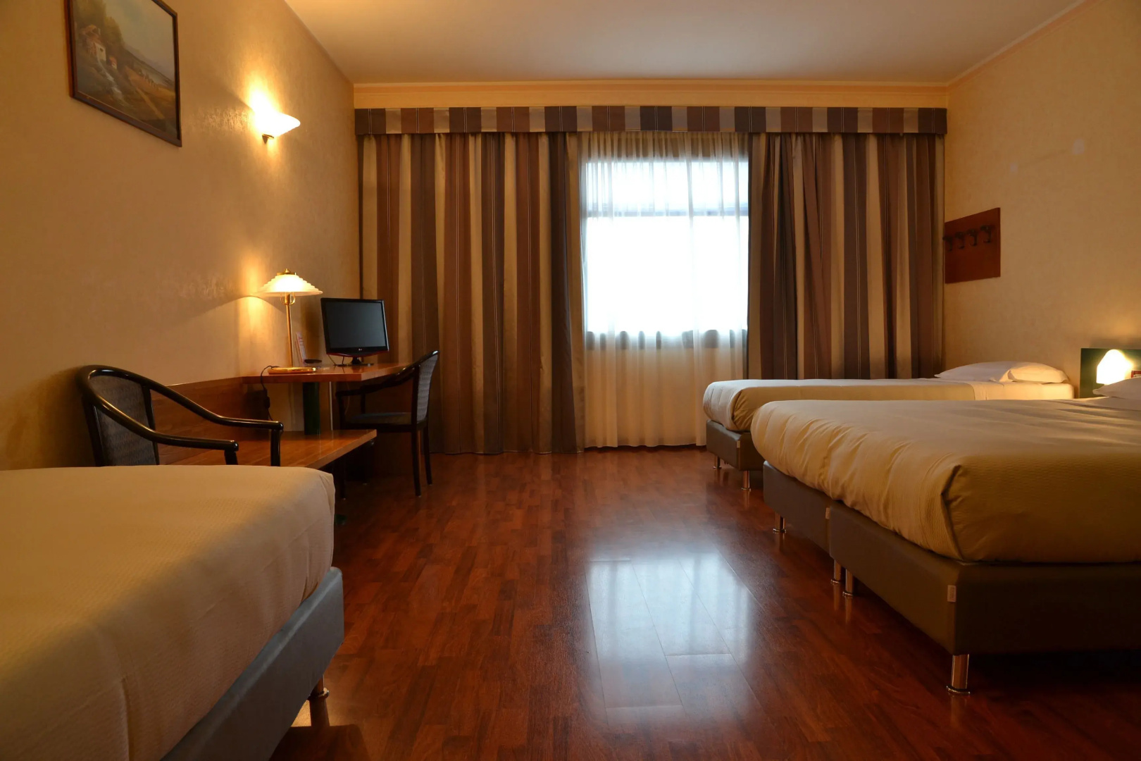 Sun Hotel