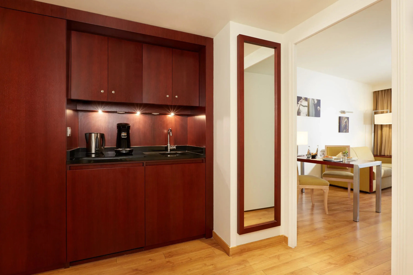 Отель Clarion Paris CDG Airport