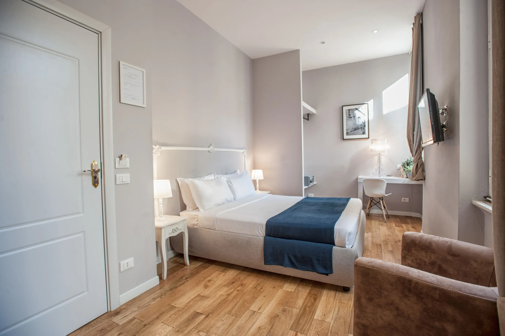 Terrace Pantheon Relais