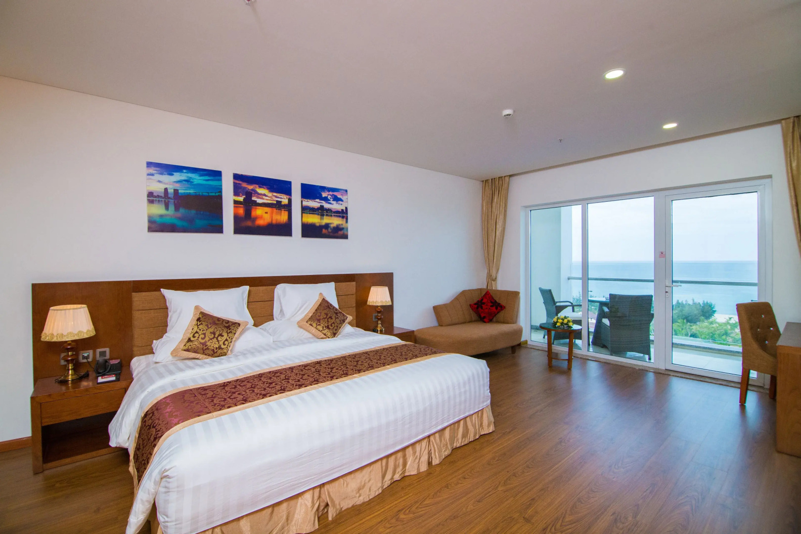 Gold Coast Hotel Resort & Spa