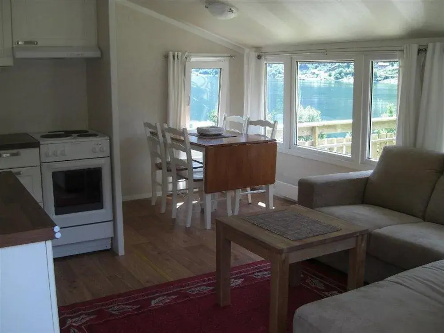 Grande Hytteutleige og Camping