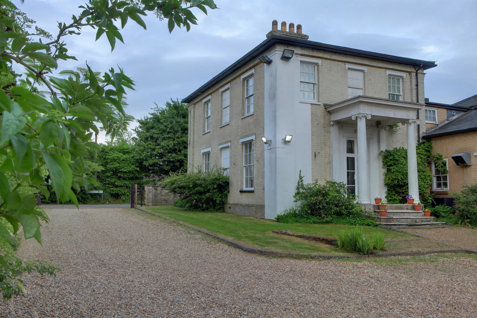 Best Western Gatehouse Hotel