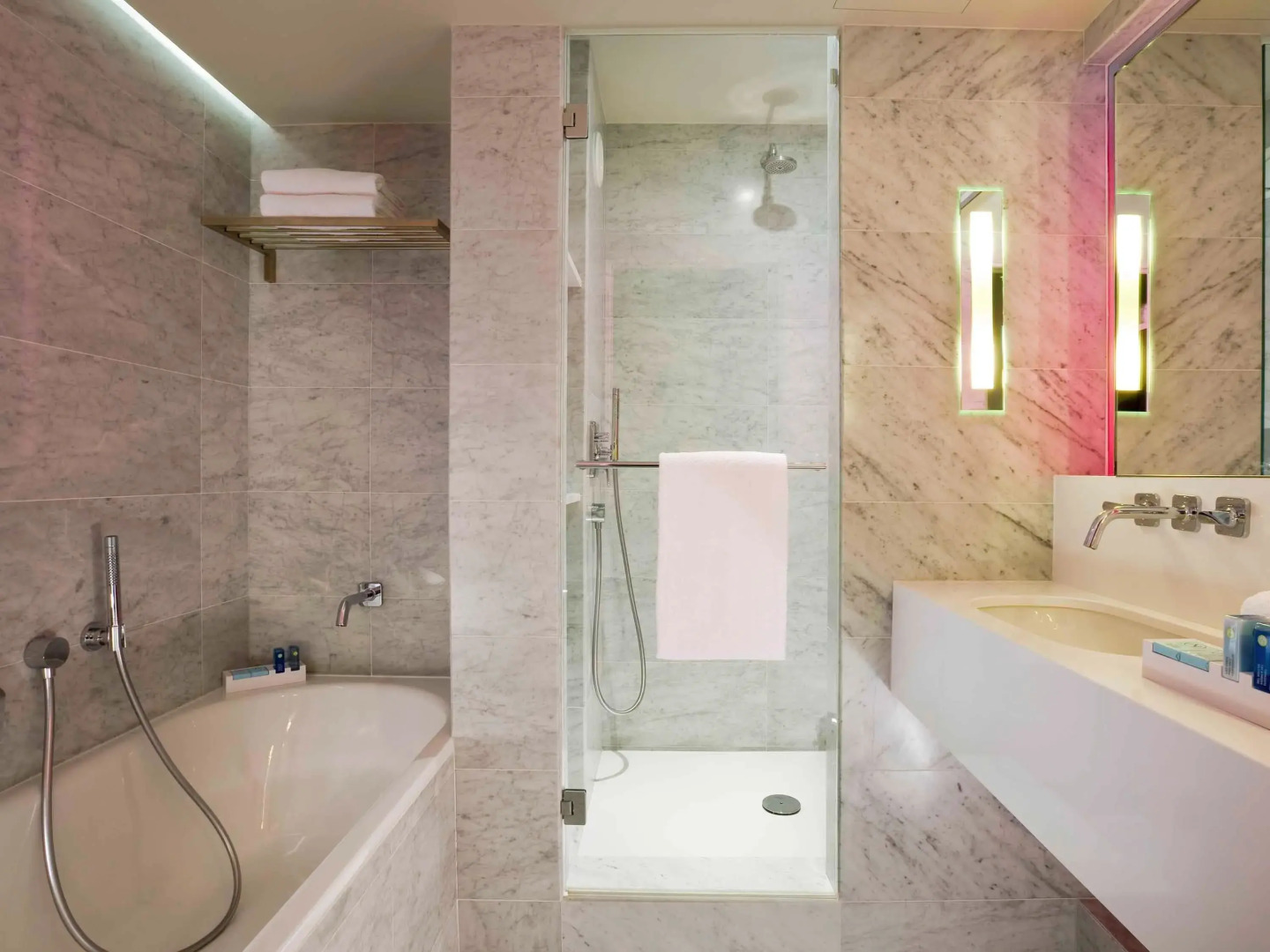 Отель Novotel Paris Les Halles