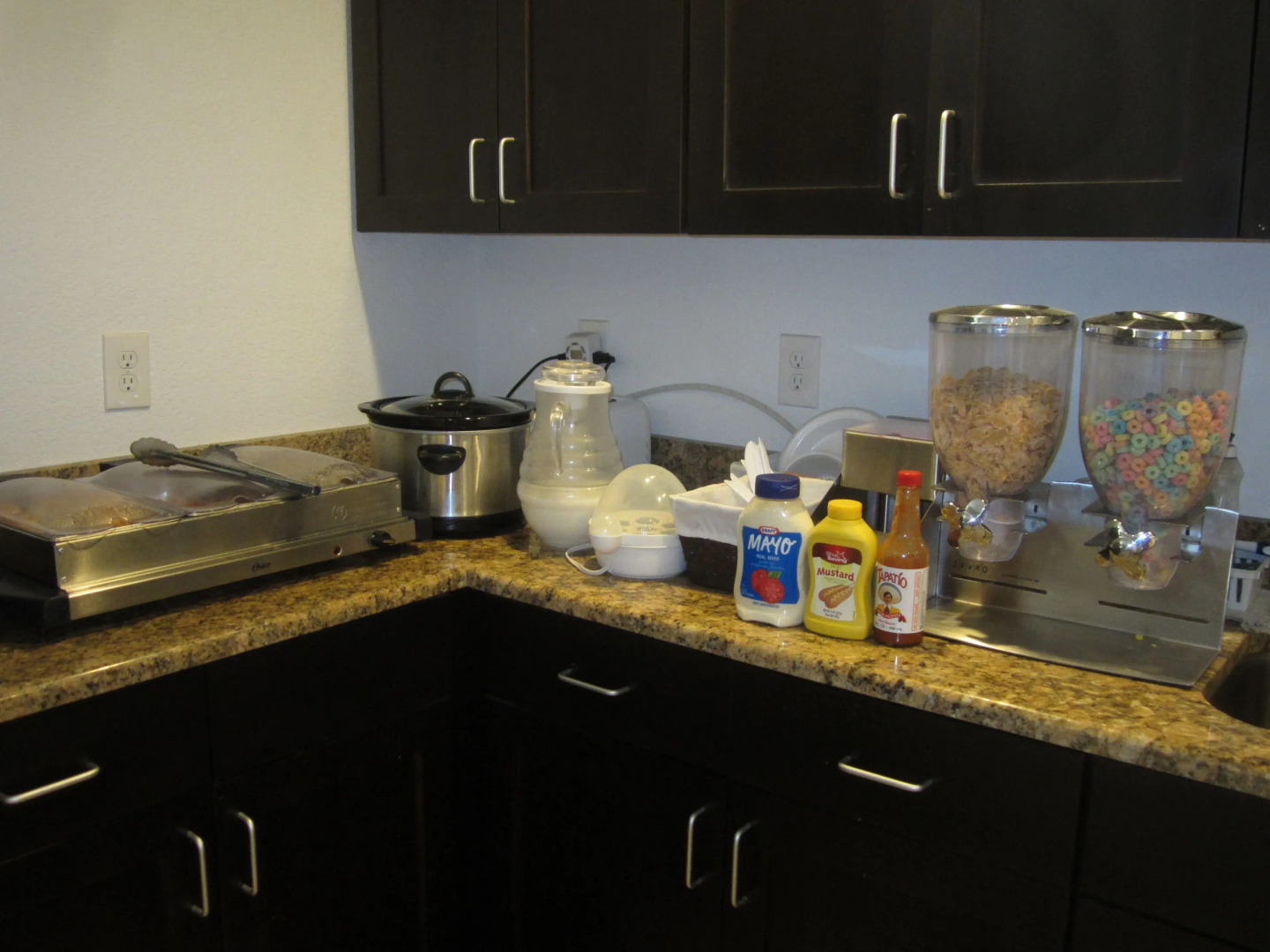 Whitehouse Inn Dilley