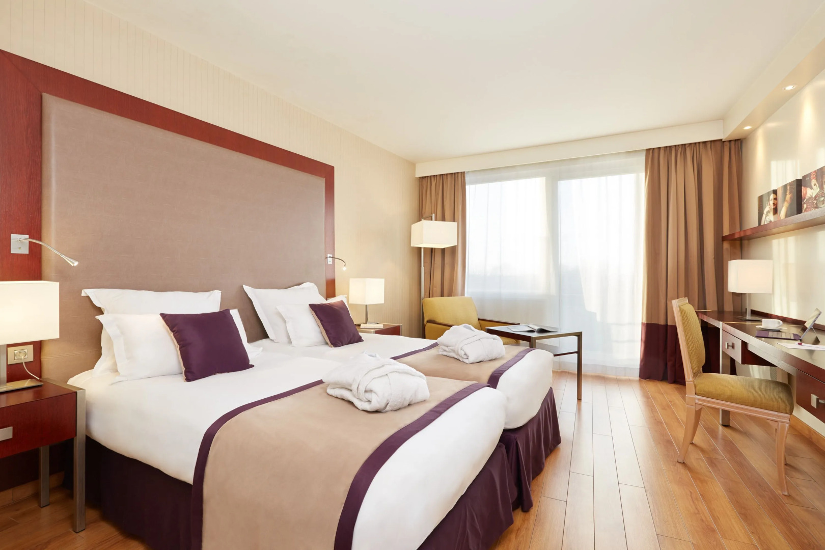 Отель Clarion Paris CDG Airport