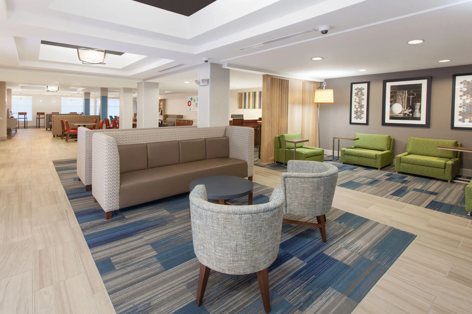 Holiday Inn Express Hotel & Suites, a Lake Zurich-Barrington by IHG