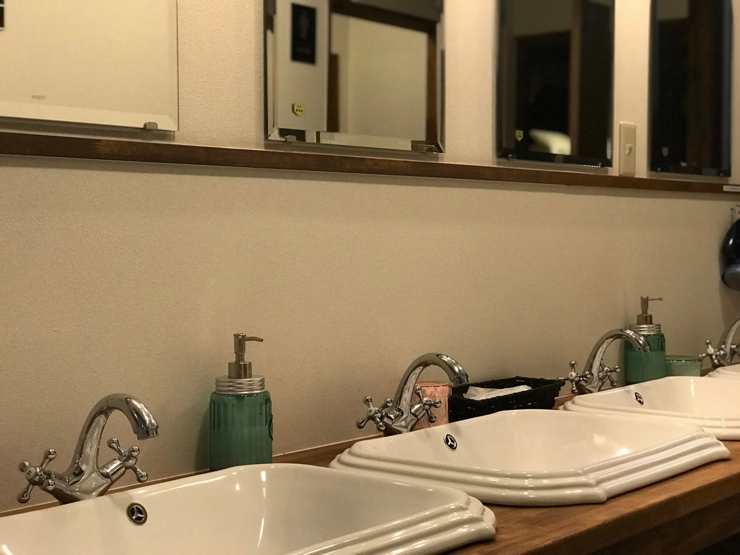 Guest House LAMP Iki - Hostel