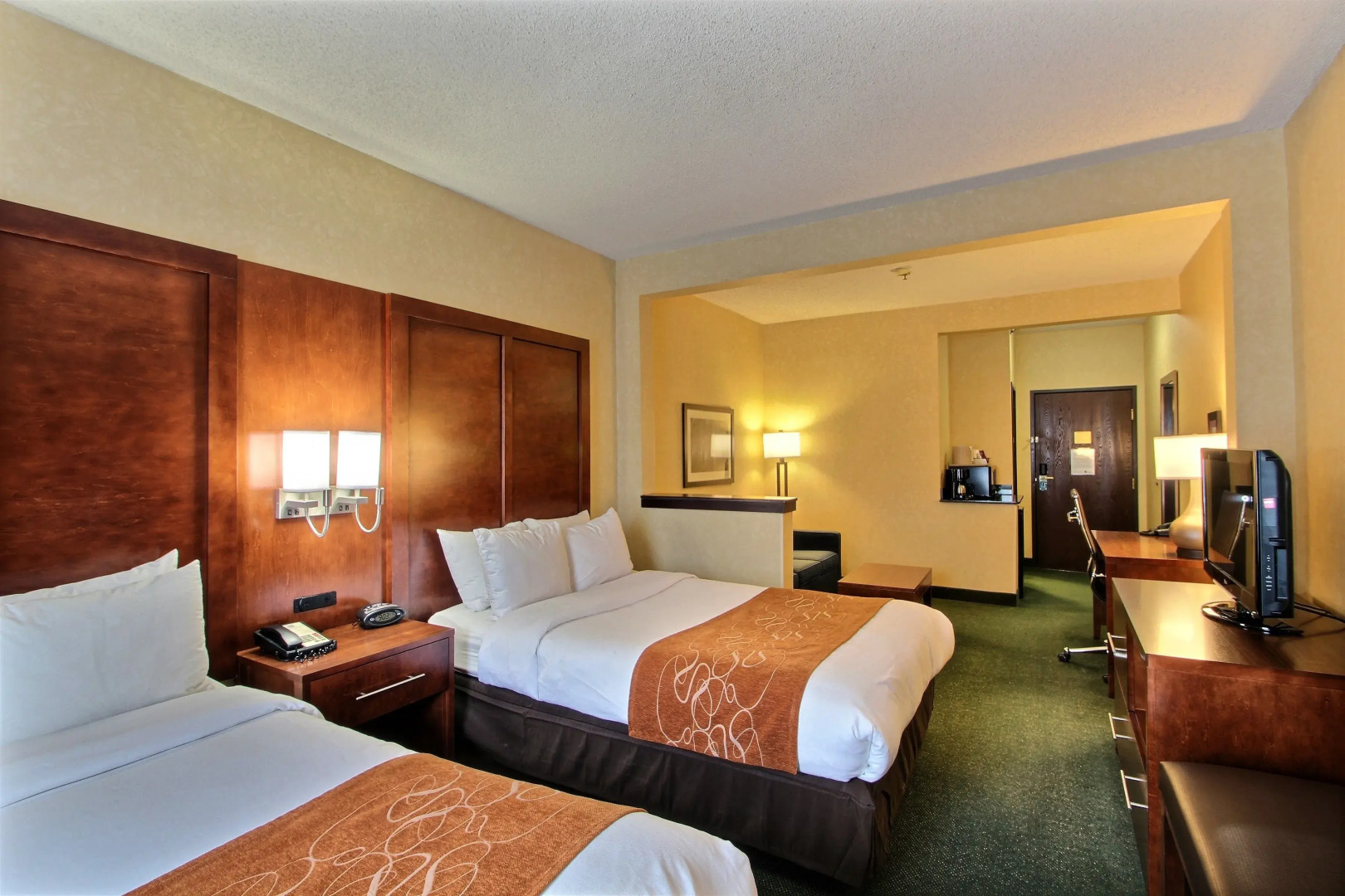 Comfort Suites Appleton Airport