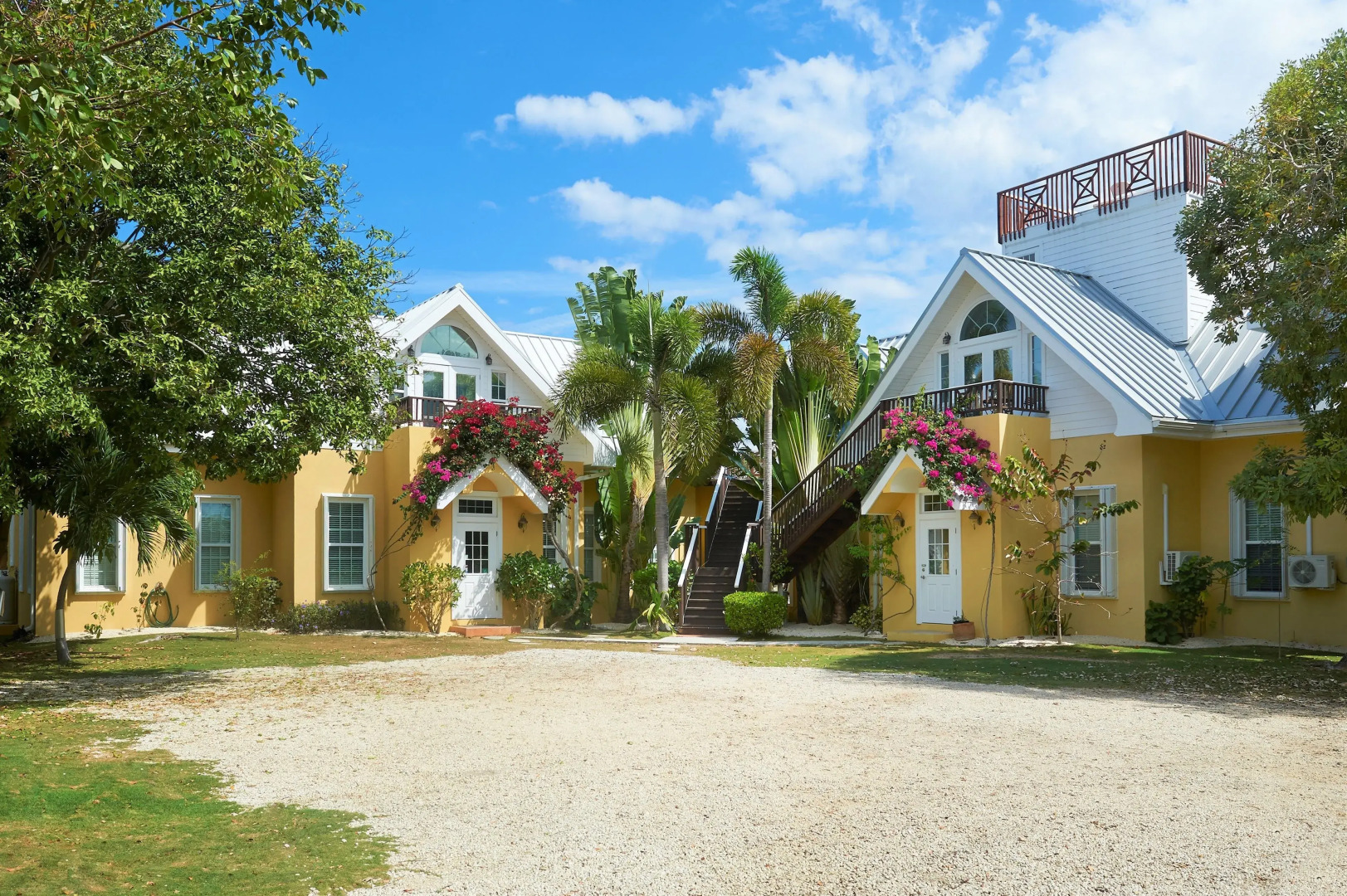 Shangri-La Boutique Bed & Breakfast