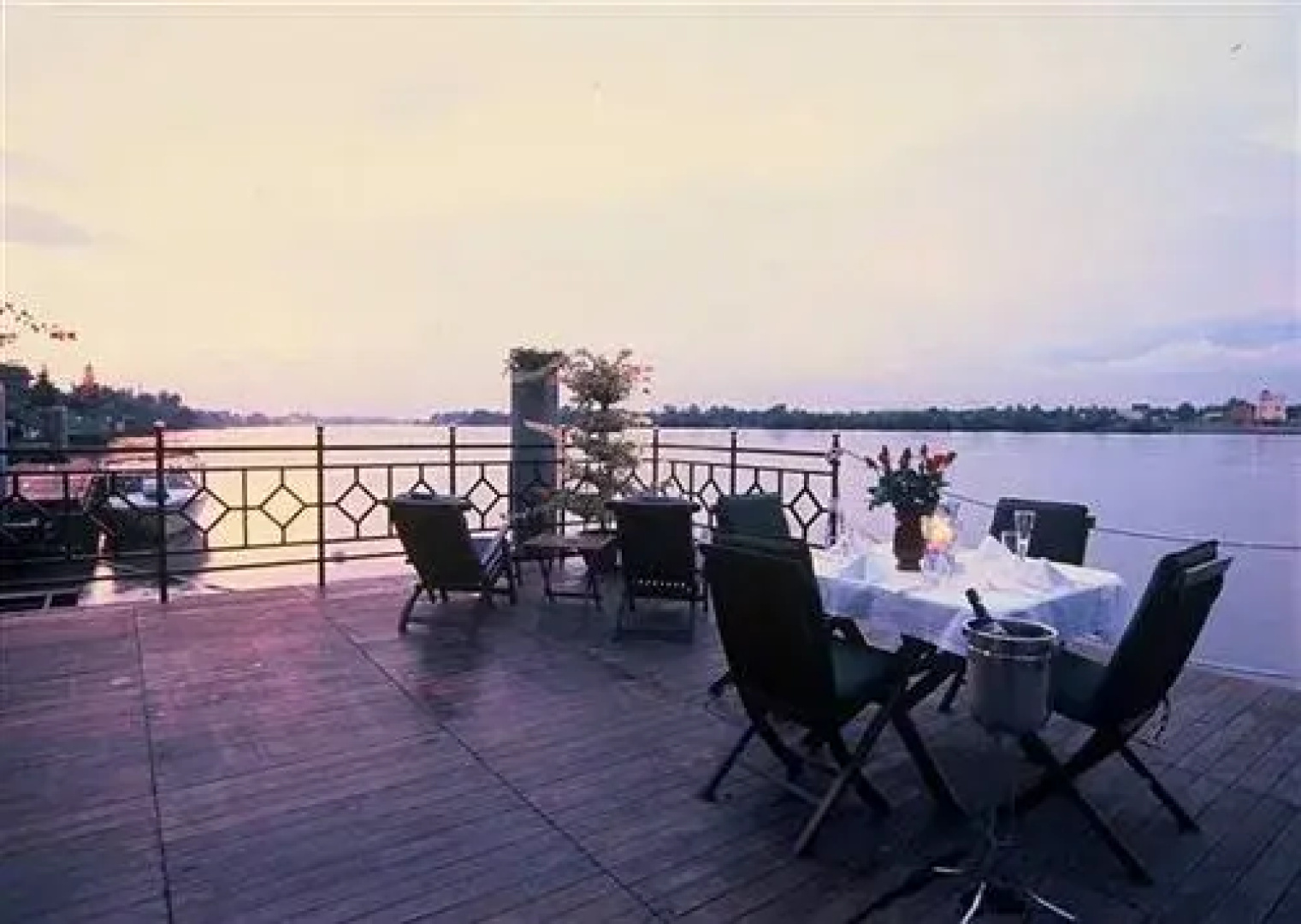 Апарт-Отель Saigon Domaine Luxury Residences