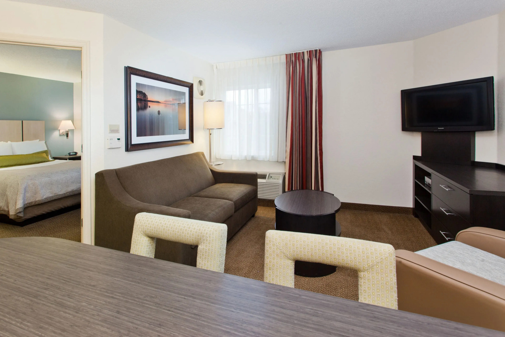 Sonesta Simply Suites Birmingham Hoover